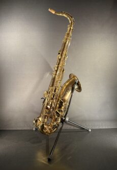 Begagnad Selmer Super Action 80 tenorsaxofon från 1985, serienummer 376938.