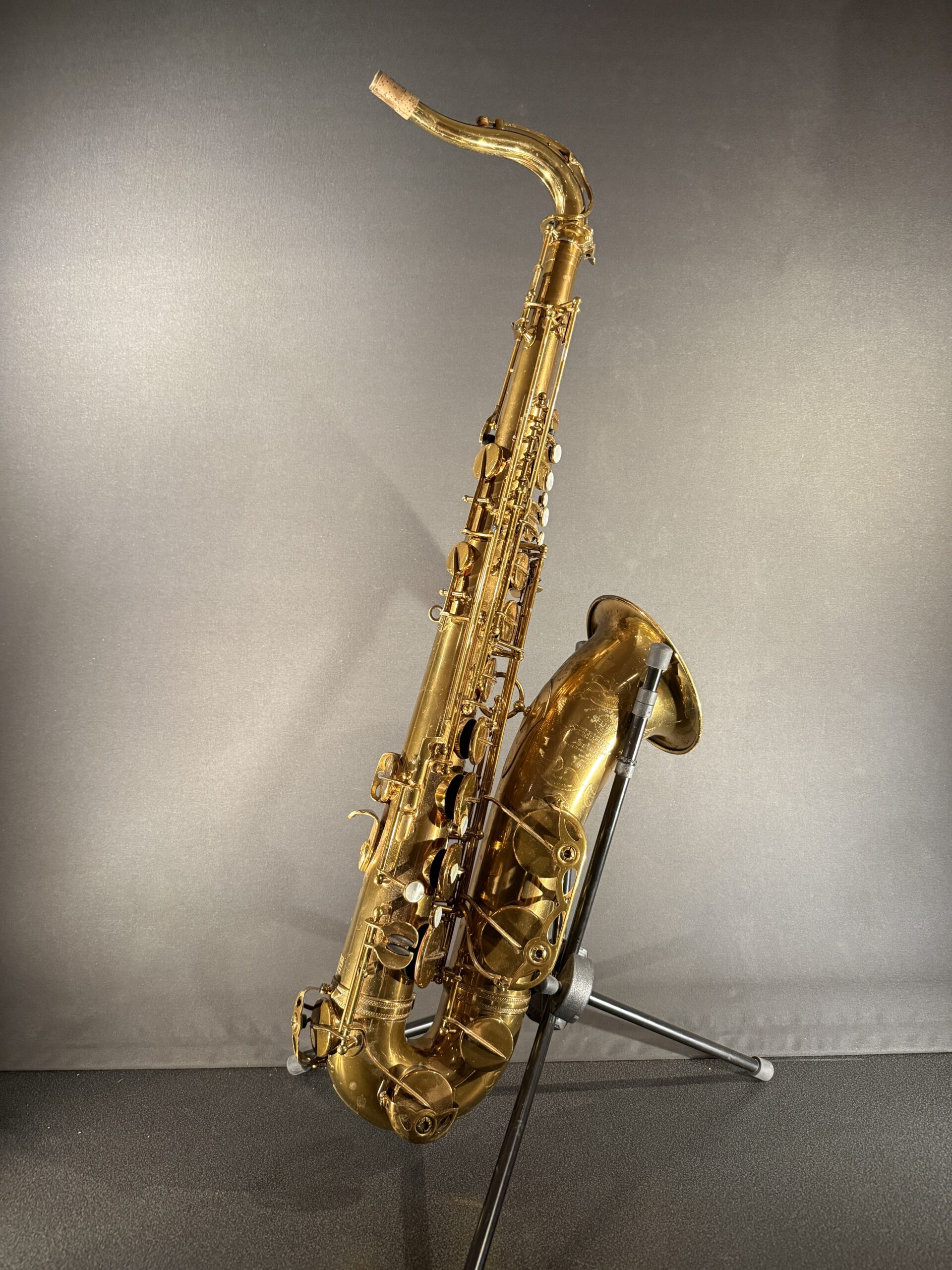 Begagnad Selmer Mark VI tenorsaxofon från 1957, serienummer 70803